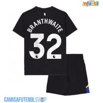 Camisa de time de futebol Everton Jarrad Branthwaite #32 Replicas 3º Equipamento Infantil 2025-26 Manga Curta (+ Calças curtas)